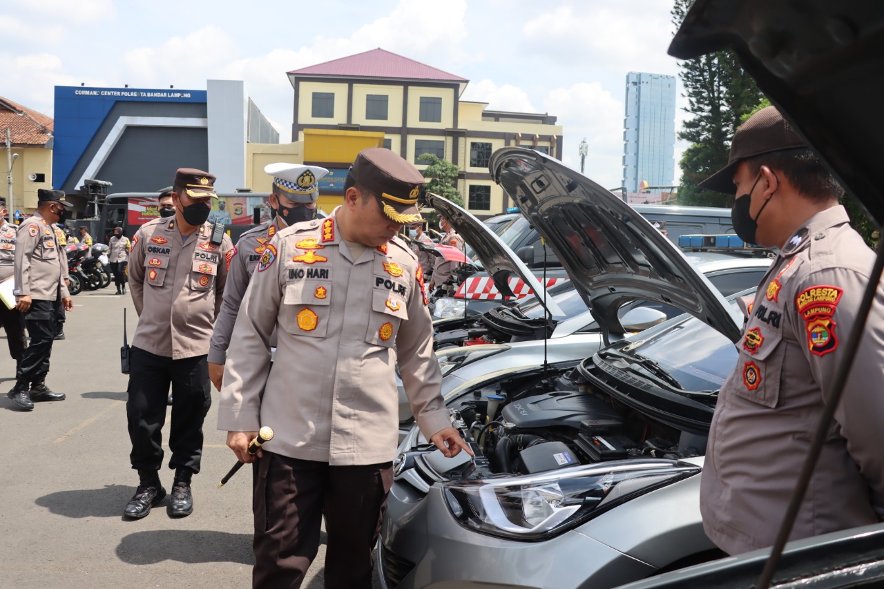 Polresta Bandar Lampung Cek Kendaraan Dinas dan Kelengkapan Personil ...